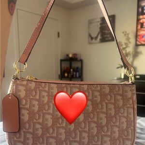 Elegant Designer Monogram Shoulder Bag - Pink